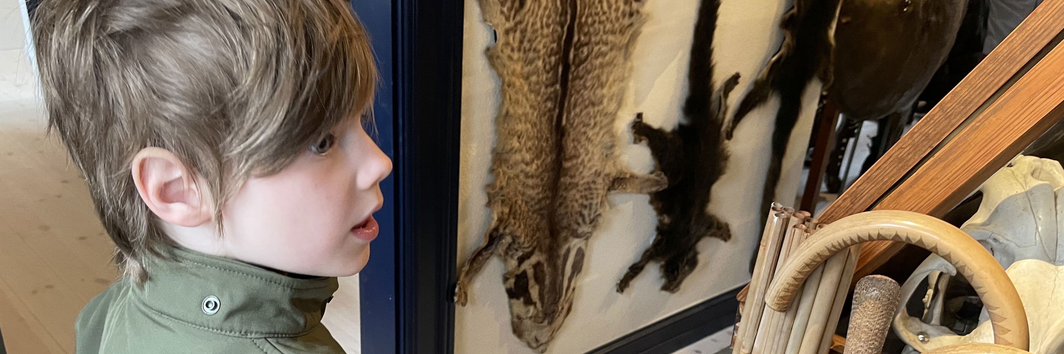 Barn i udstillingen Skatkammer Siam