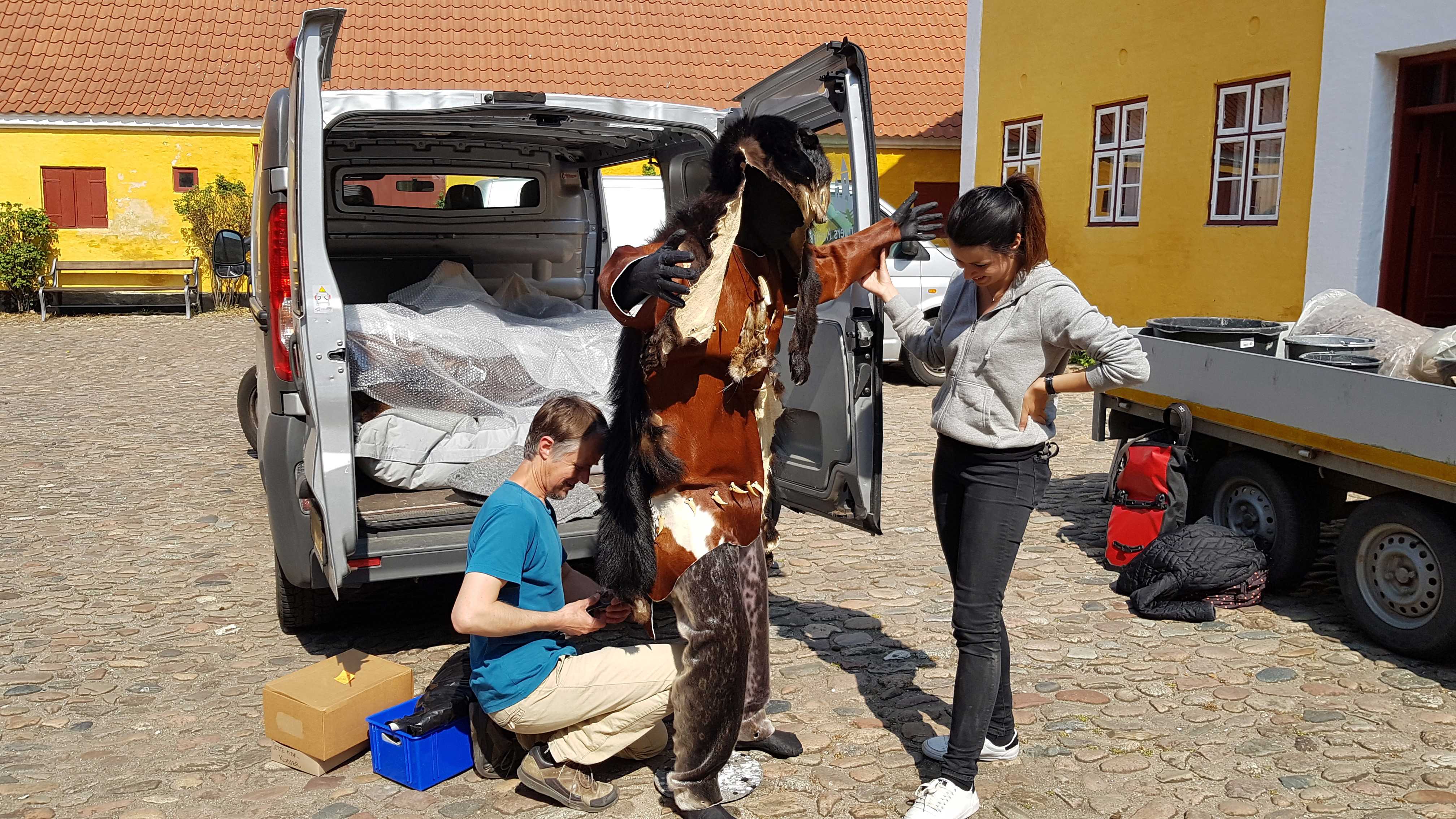 Shamanen ankommer til Grenaa